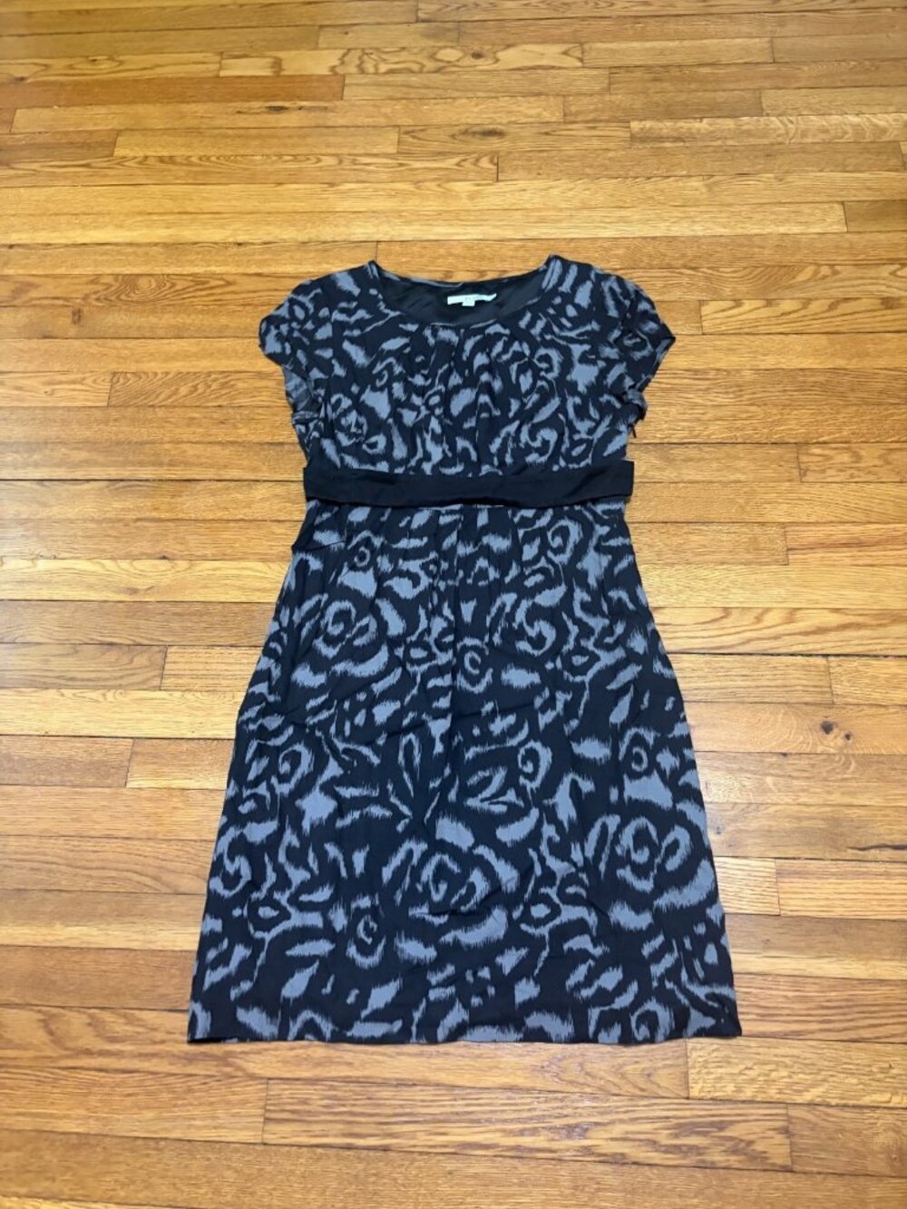 Boden Womens Shift Dress Size 12 Black Gray Cap Sleeve Viscose Midi Lined